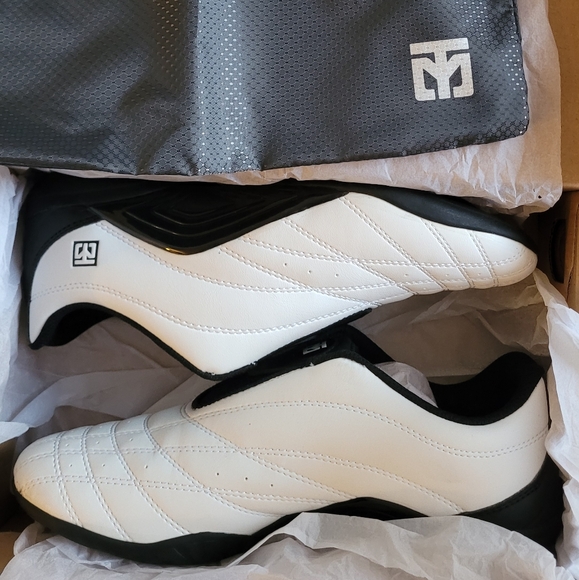 Womens Taekwondo shoes- MOOTO- size 6 US - Picture 5 of 6